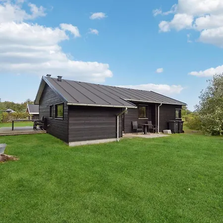 Holiday home 3 Bedroom Amazing In *